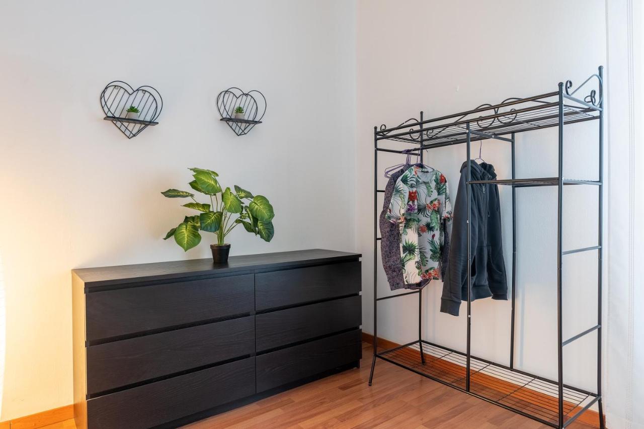 Ferienwohnung San Siro Big House Wifi Netflix Free Parking Mailand Exterior foto