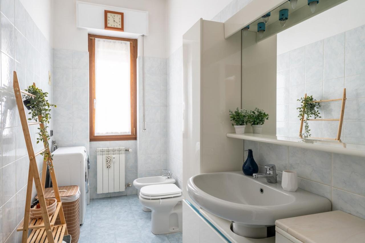 Ferienwohnung San Siro Big House Wifi Netflix Free Parking Mailand Exterior foto